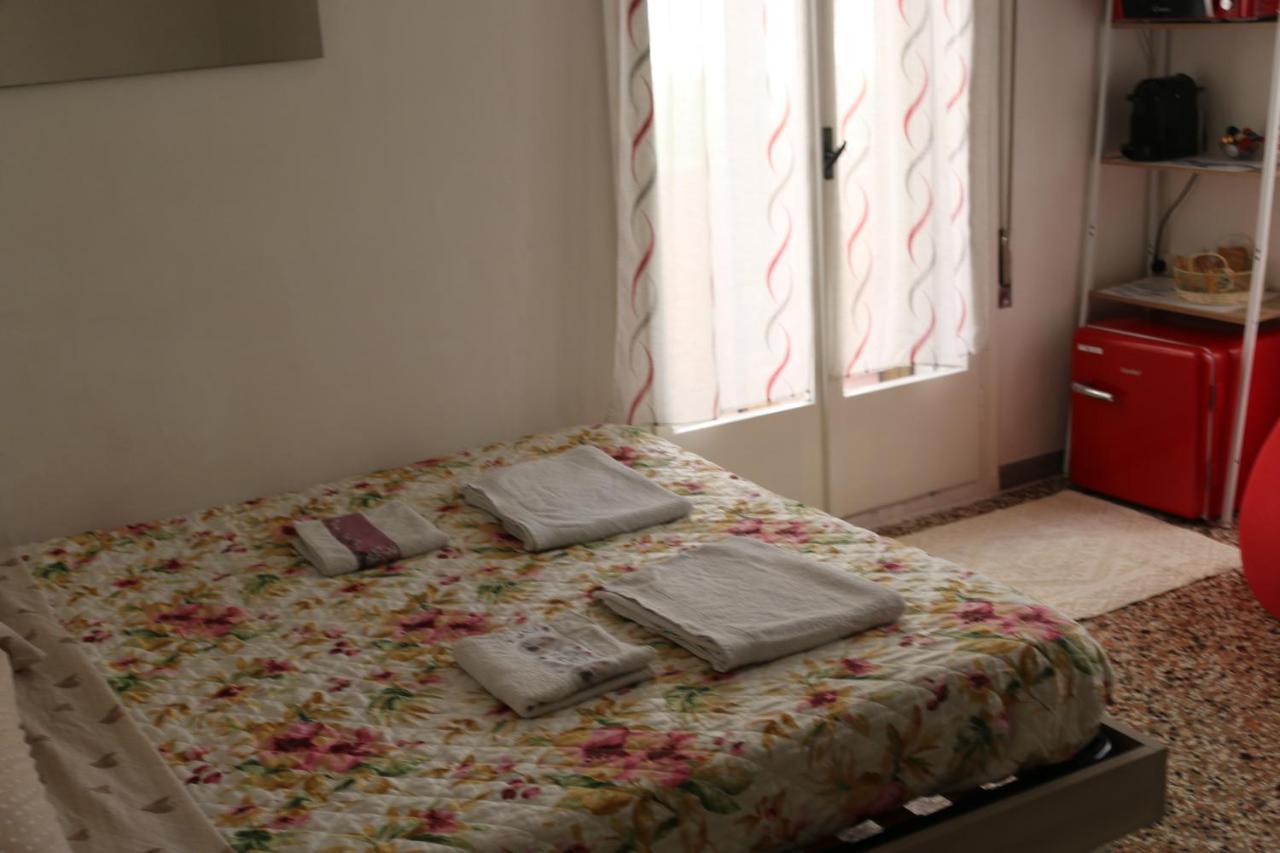 Venezia Lovely Rooms Lido di Venezia Exterior foto
